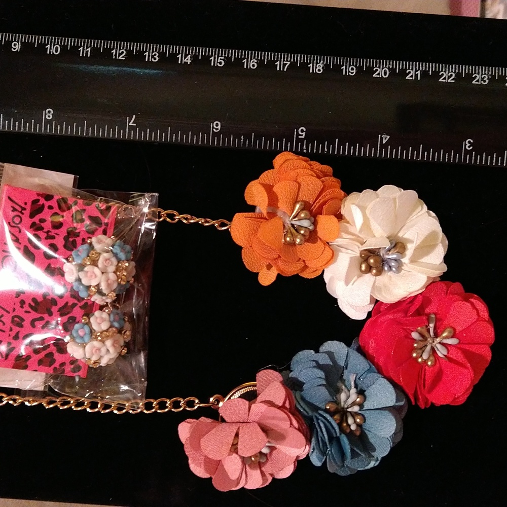 Flower Necklace with Flower Earrings